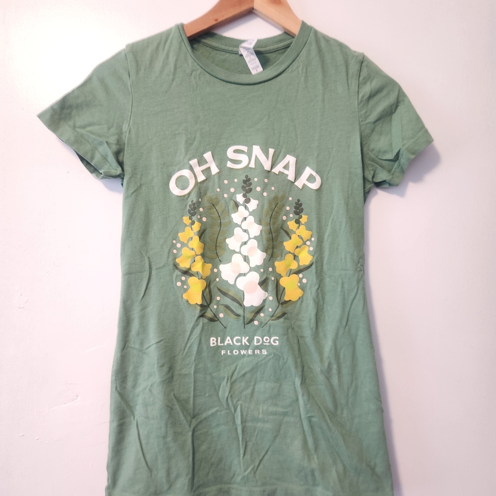 Snapdragon Flower Graphic Tee